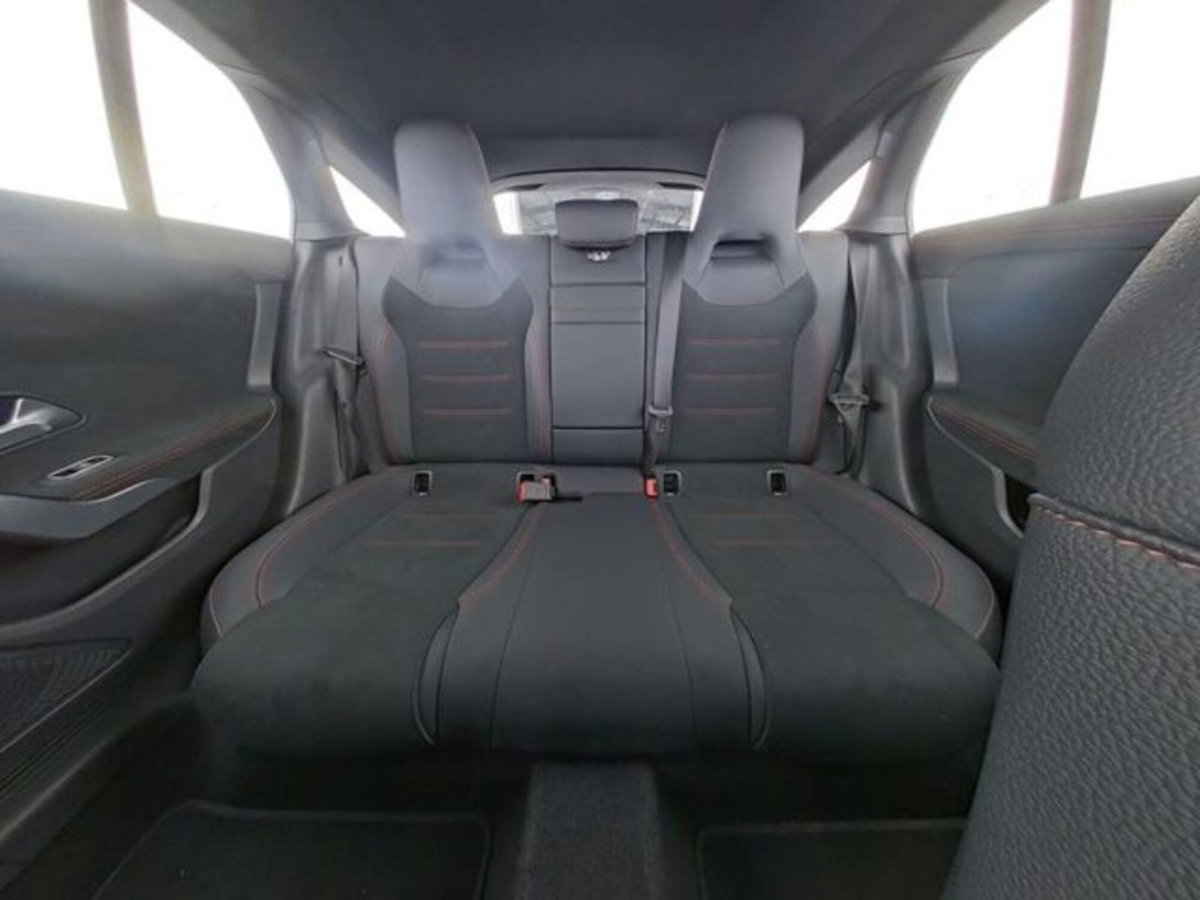 Mercedes-Benz CLA Shooting Brake 180 AMG Line Advanced Plus auto (8)
