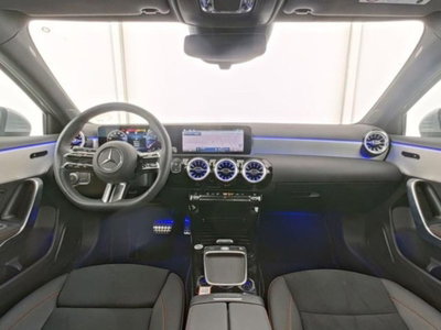 Mercedes-Benz Classe A Sedan 180 AMG Line Premium Plus auto (6)