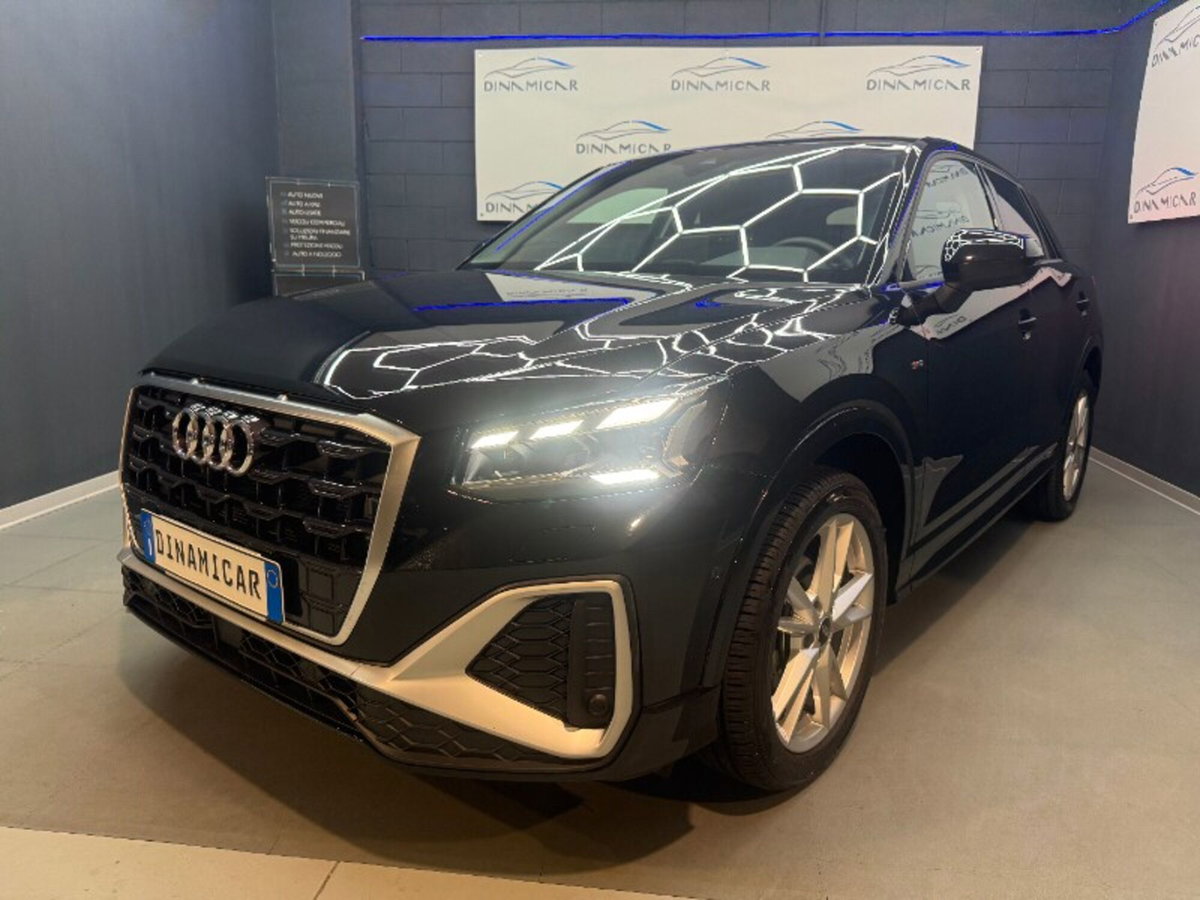 Audi Q2 Q2 35 TFSI S tronic Identity Black