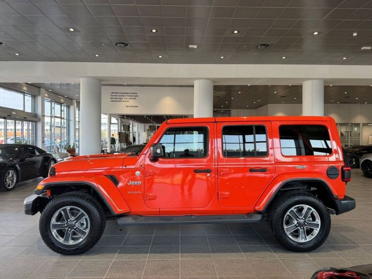 Jeep Wrangler 2.2 Mjt II Sahara (8)