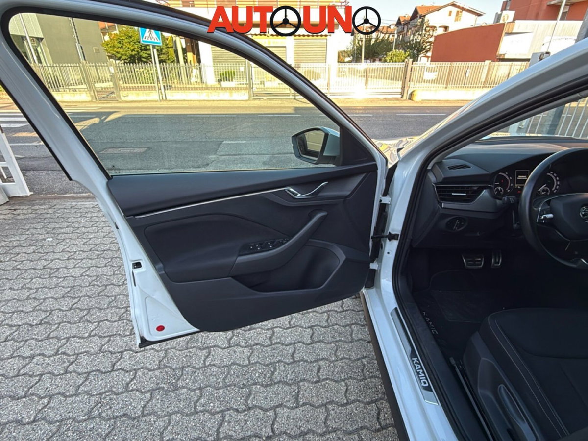 Skoda Kamiq 1.0 TSI 110 CV DSG ScoutLine (12)