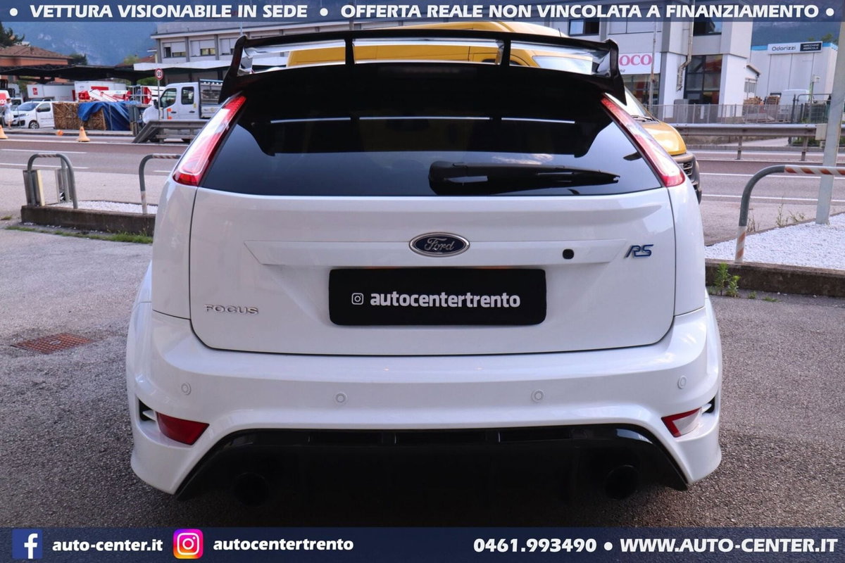 Ford Focus 2.5T (305CV) 3p. RS (6)
