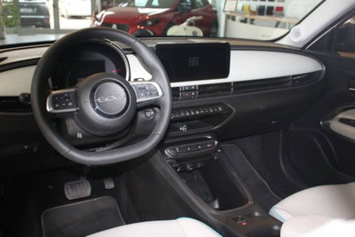 Fiat 600 1.2 hybrid La Prima 110cv auto (9)