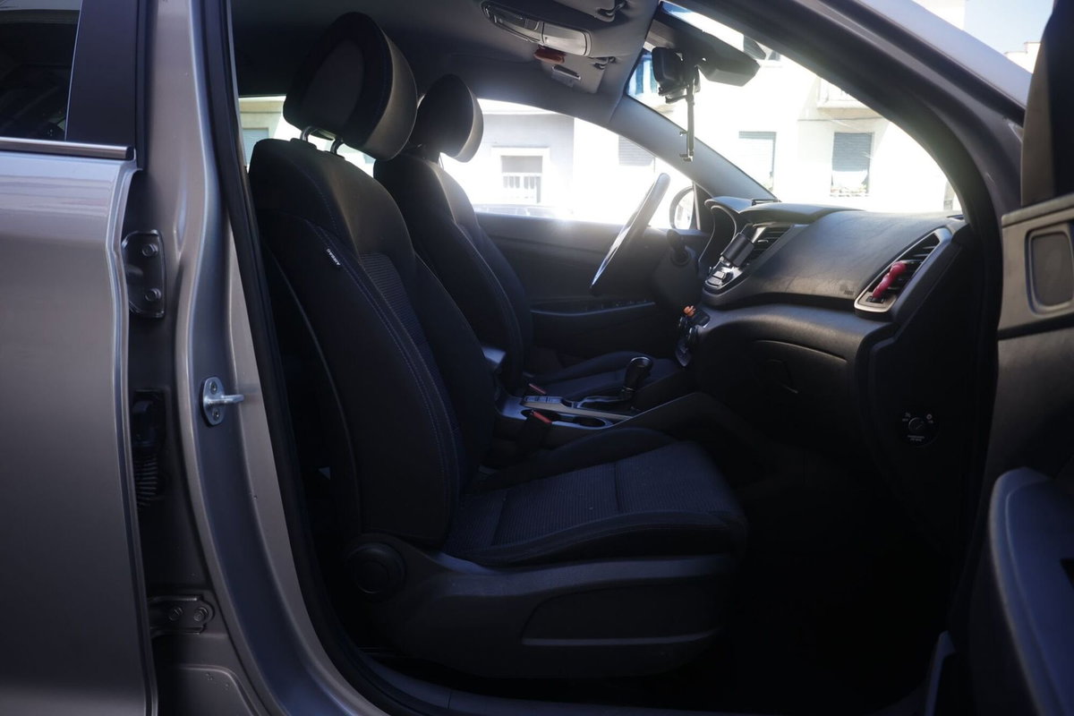 Hyundai Tucson 1.7 CRDi DCT XPossible (12)