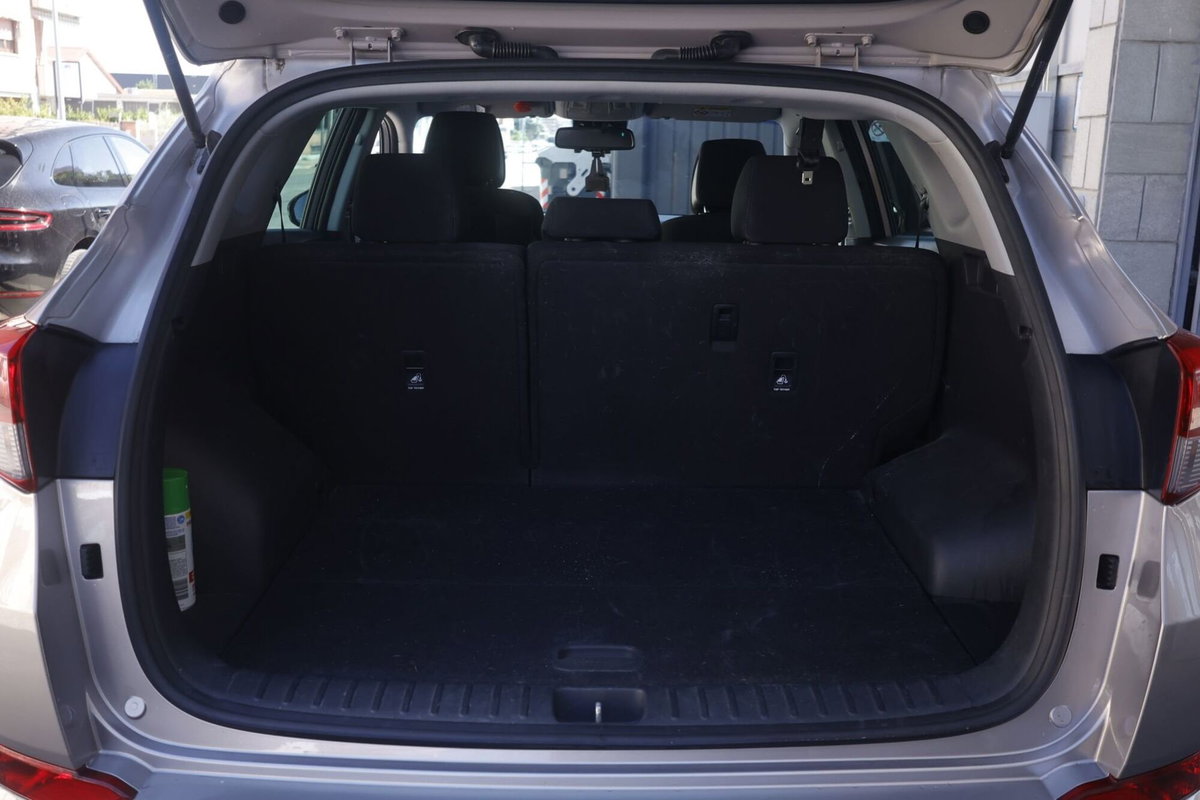 Hyundai Tucson 1.7 CRDi DCT XPossible (19)