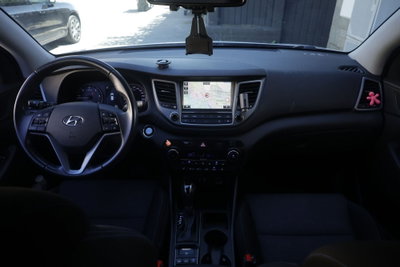 Hyundai Tucson 1.7 CRDi DCT XPossible (2)