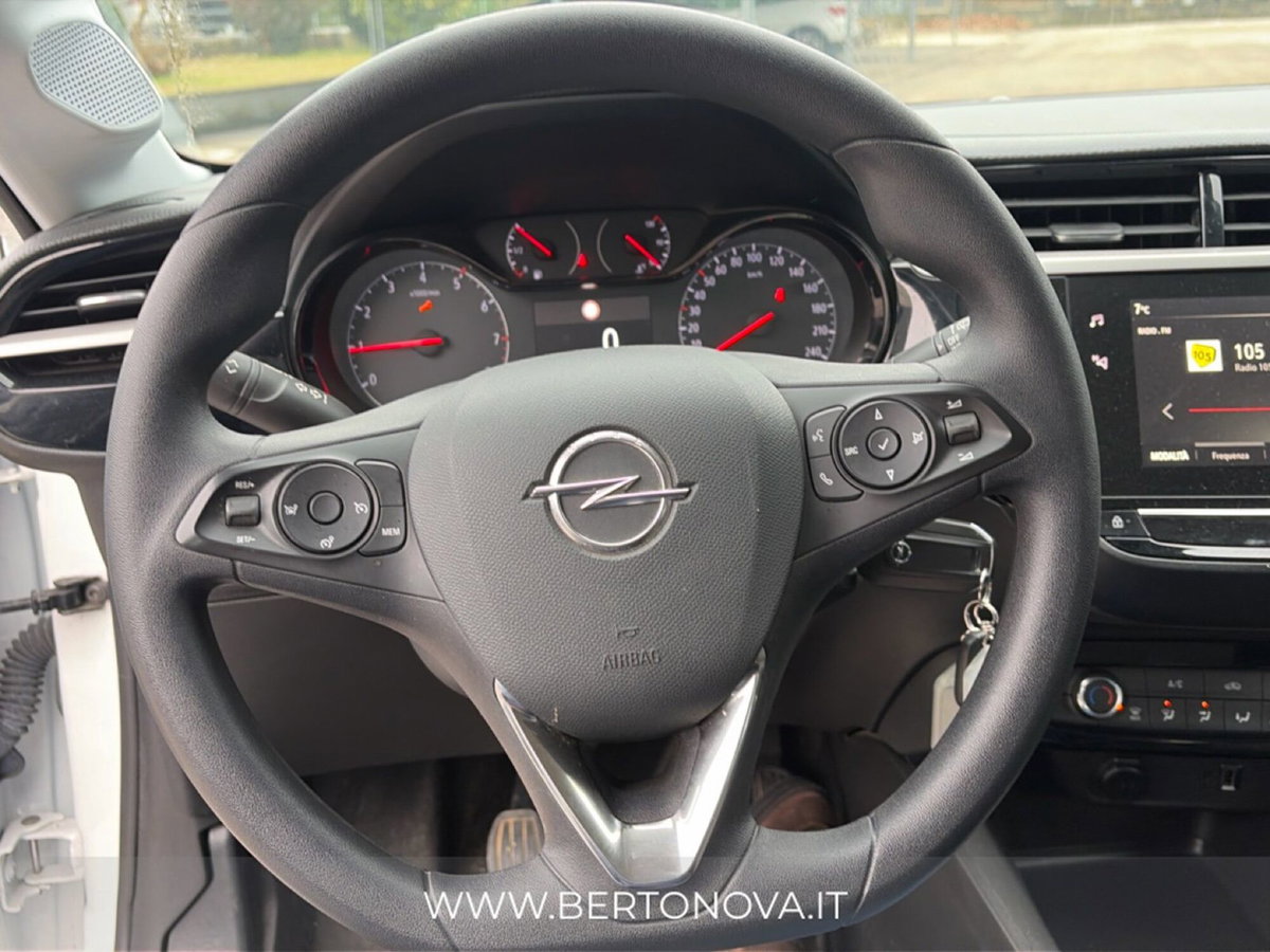Opel Corsa 1.5 D 100 CV Edition (11)