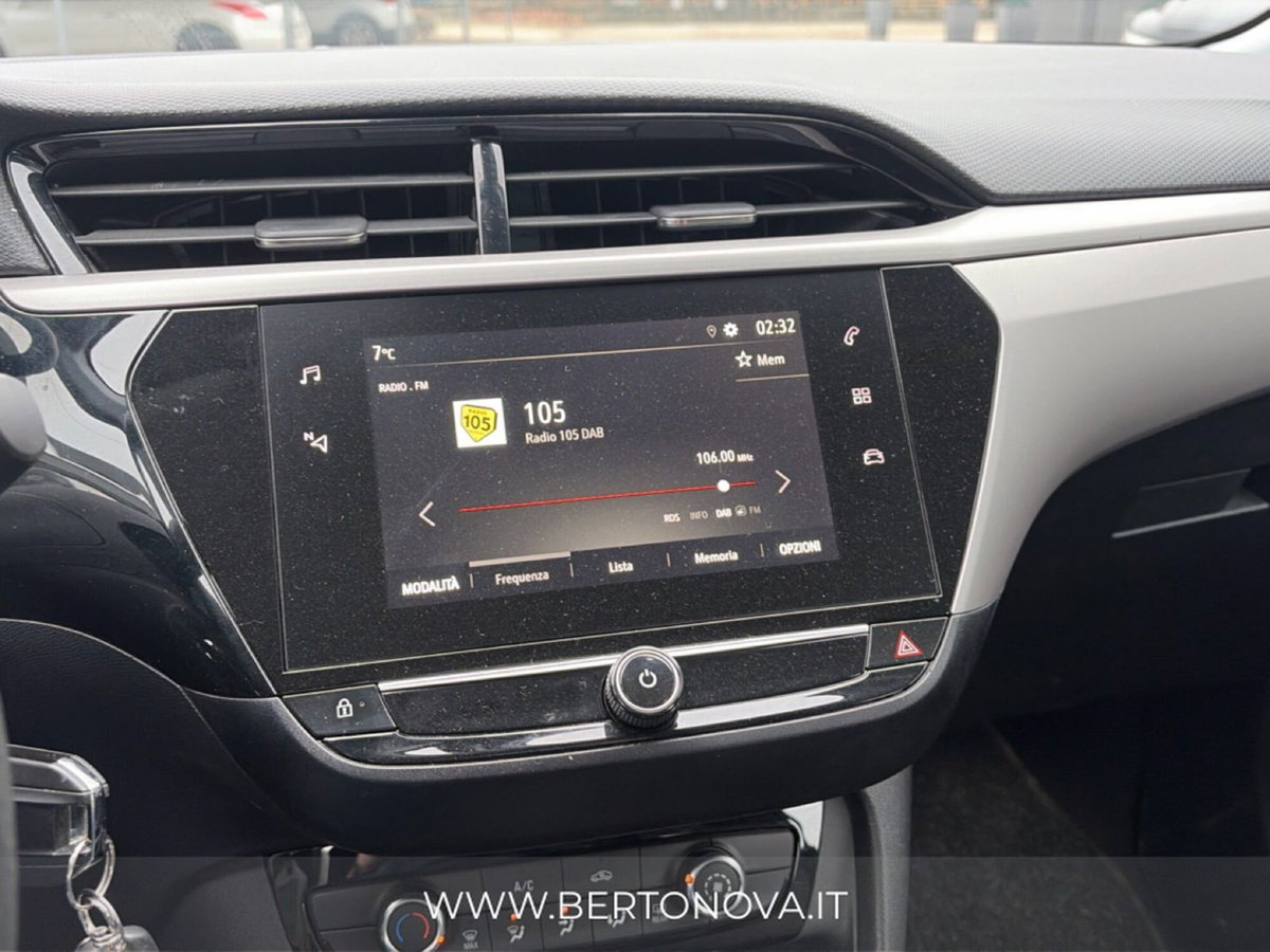 Opel Corsa 1.5 D 100 CV Edition (13)