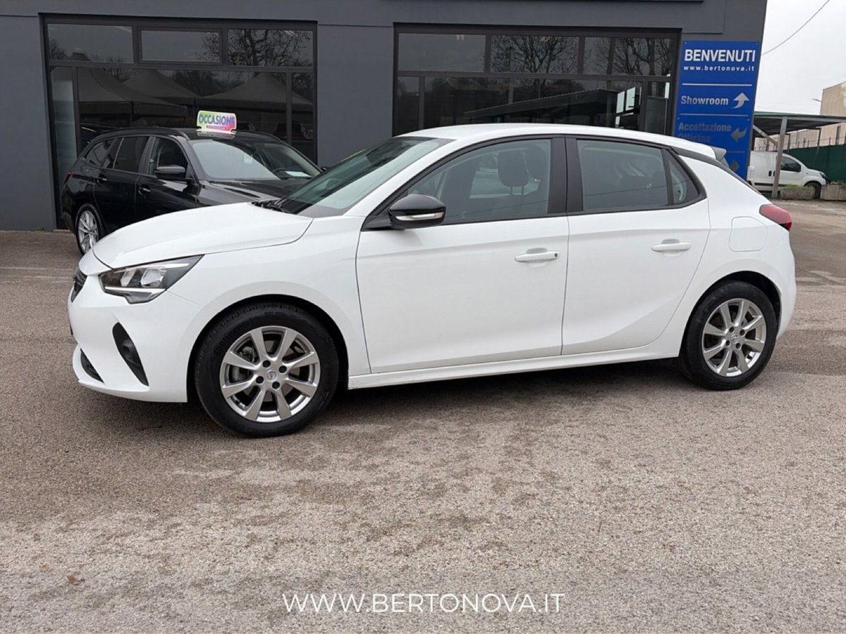 Opel Corsa 1.5 D 100 CV Edition (2)