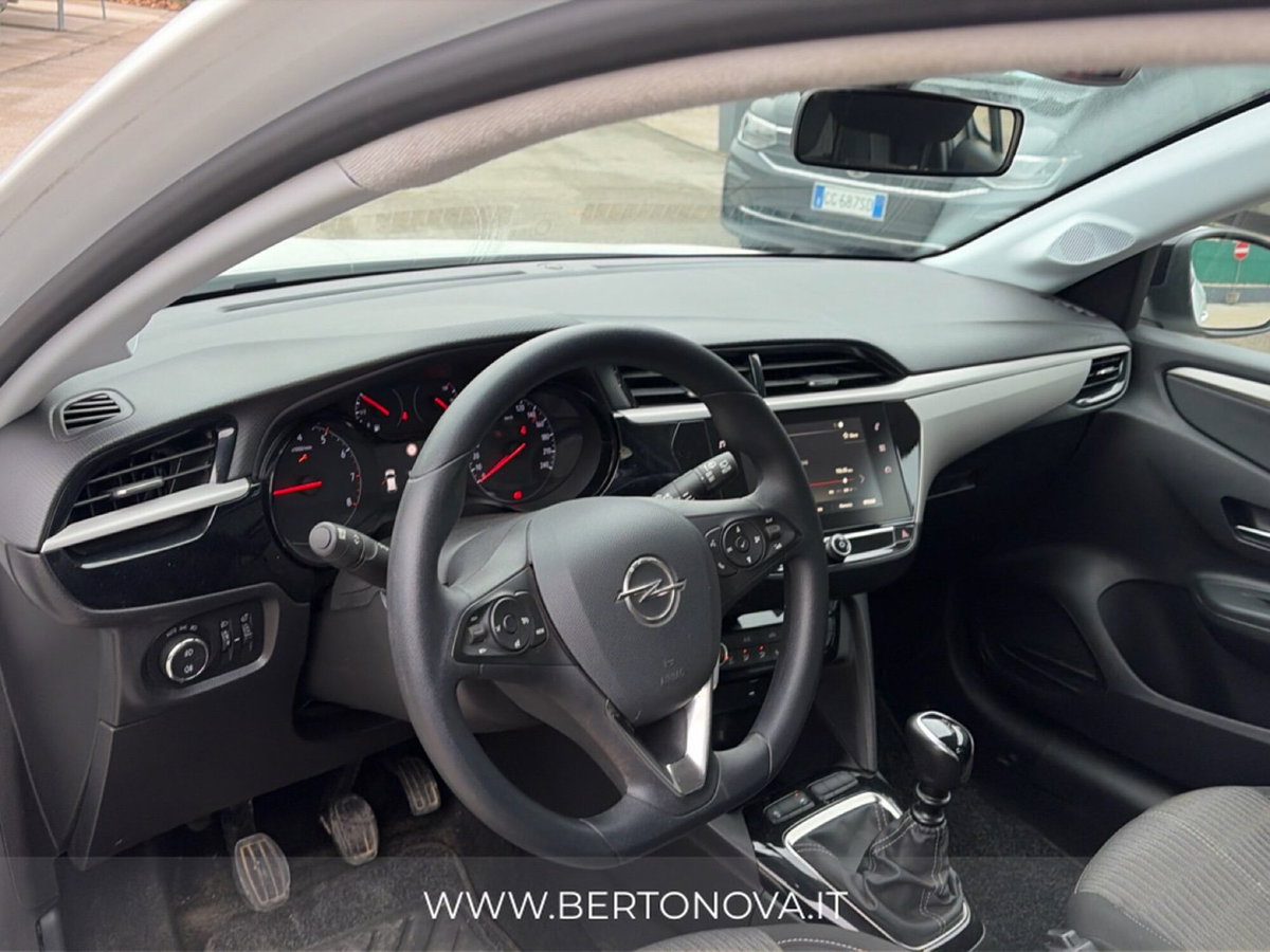 Opel Corsa 1.5 D 100 CV Edition (9)