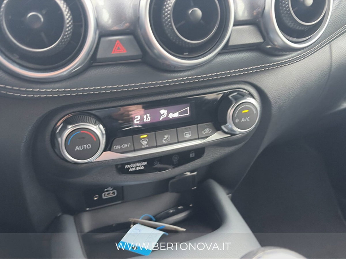 Nissan Juke 1.0 dig-t N-Connecta 114cv (14)