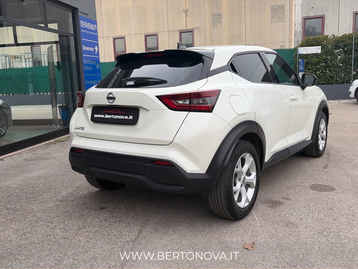 Nissan Juke 1.0 dig-t N-Connecta 114cv (4)
