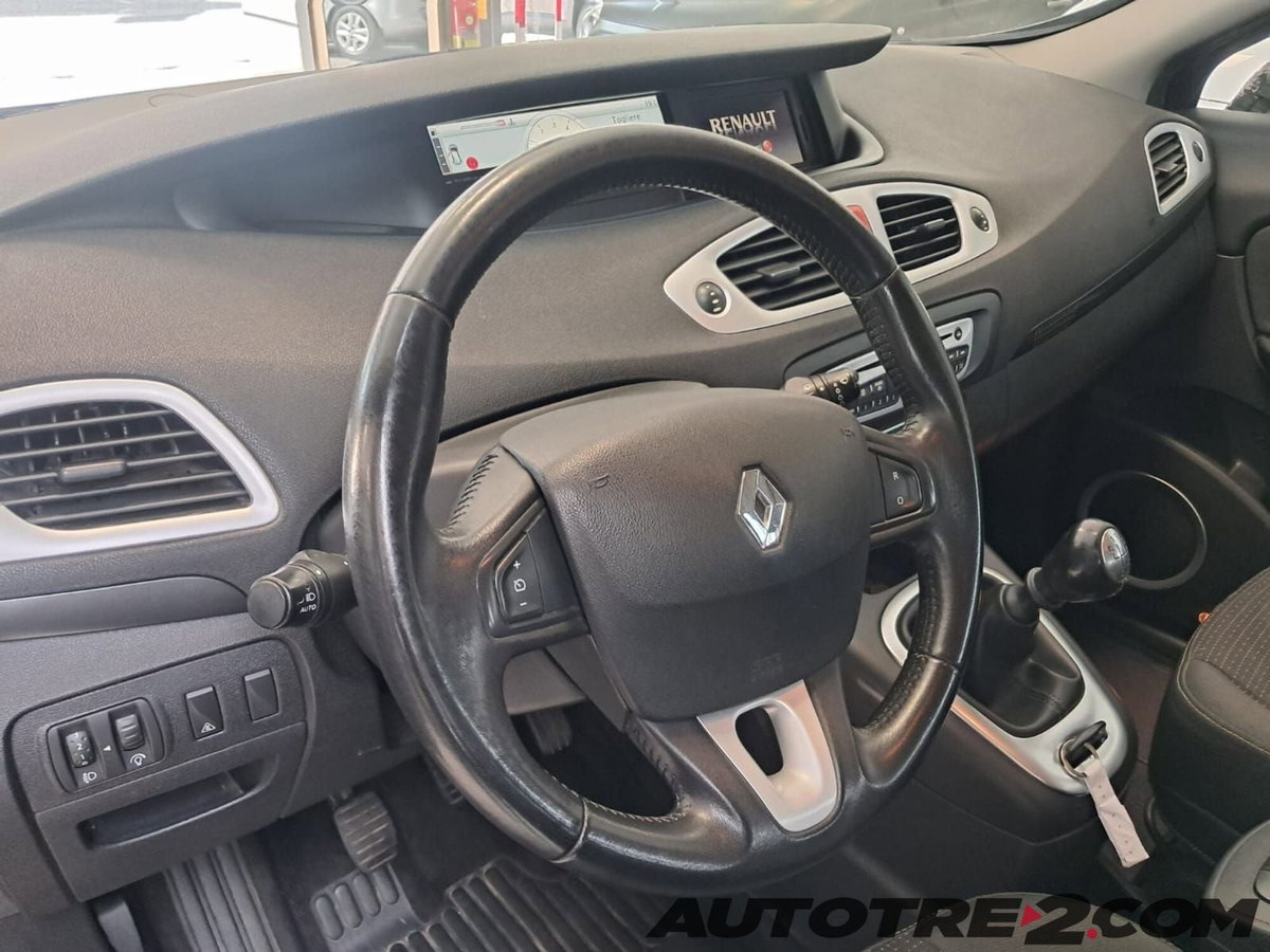 Renault Scénic X-Mod 1.5 dCi 110CV EDC Dynamique (15)