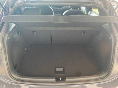 Volkswagen Polo 1.0 tsi R-Line 95cv dsg (10)
