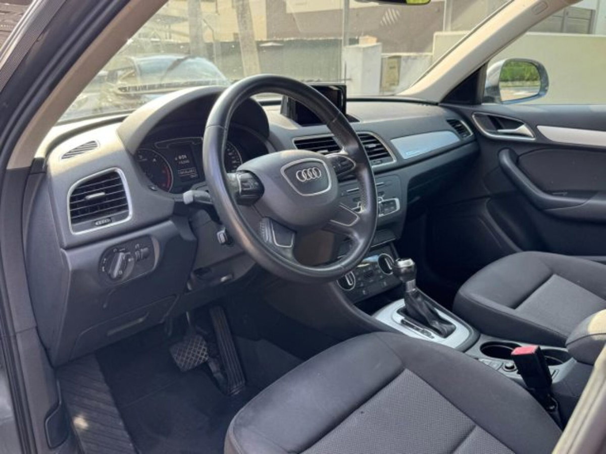 Audi Q3 2.0 TDI 150 CV quattro S tronic Business (10)