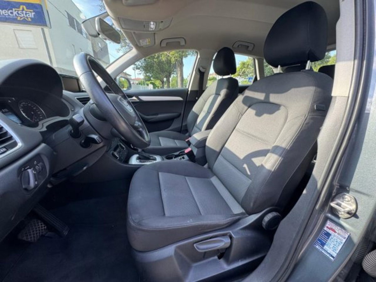 Audi Q3 2.0 TDI 150 CV quattro S tronic Business (9)