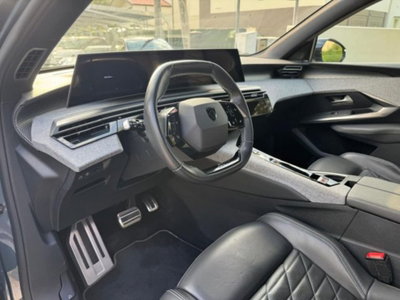 Peugeot 3008 1.2 hybrid GT 145cv e-dcs6 (11)