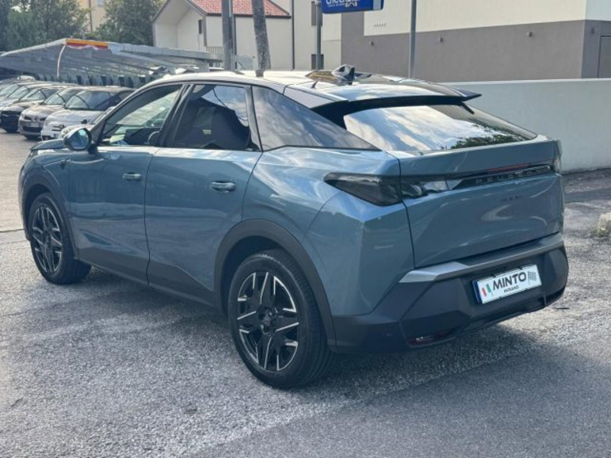 Peugeot 3008 1.2 hybrid GT 145cv e-dcs6 (2)
