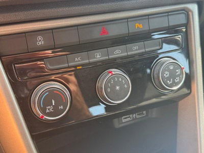 Volkswagen T-Roc 1.5 TSI ACT DSG Style BlueMotion Technology (14)