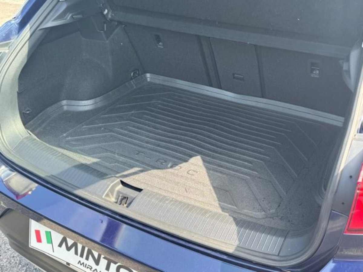 Volkswagen T-Roc 1.5 TSI ACT DSG Style BlueMotion Technology (19)