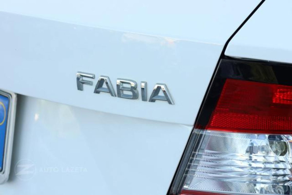Skoda Fabia 1.4 TDI 90 CV Design Edition (19)