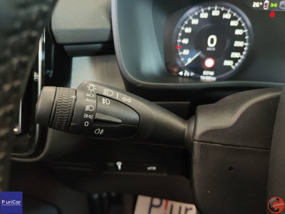 Volvo XC40 B5 AWD Geartronic R-design (20)