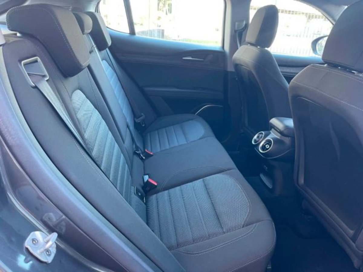 Alfa Romeo Stelvio Stelvio 2.2 Turbodiesel 160 CV AT8 RWD Business (11)