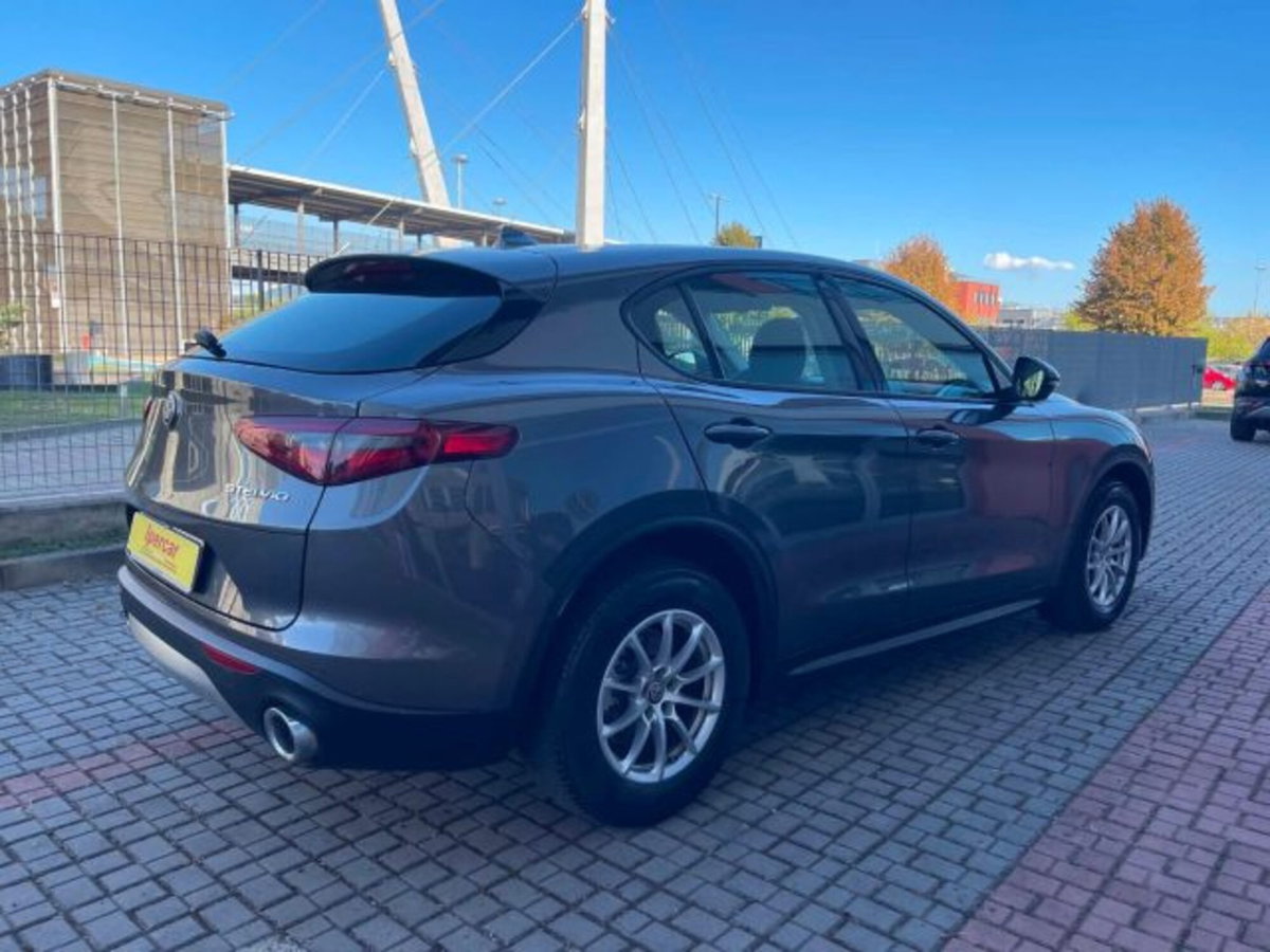 Alfa Romeo Stelvio Stelvio 2.2 Turbodiesel 160 CV AT8 RWD Business (3)