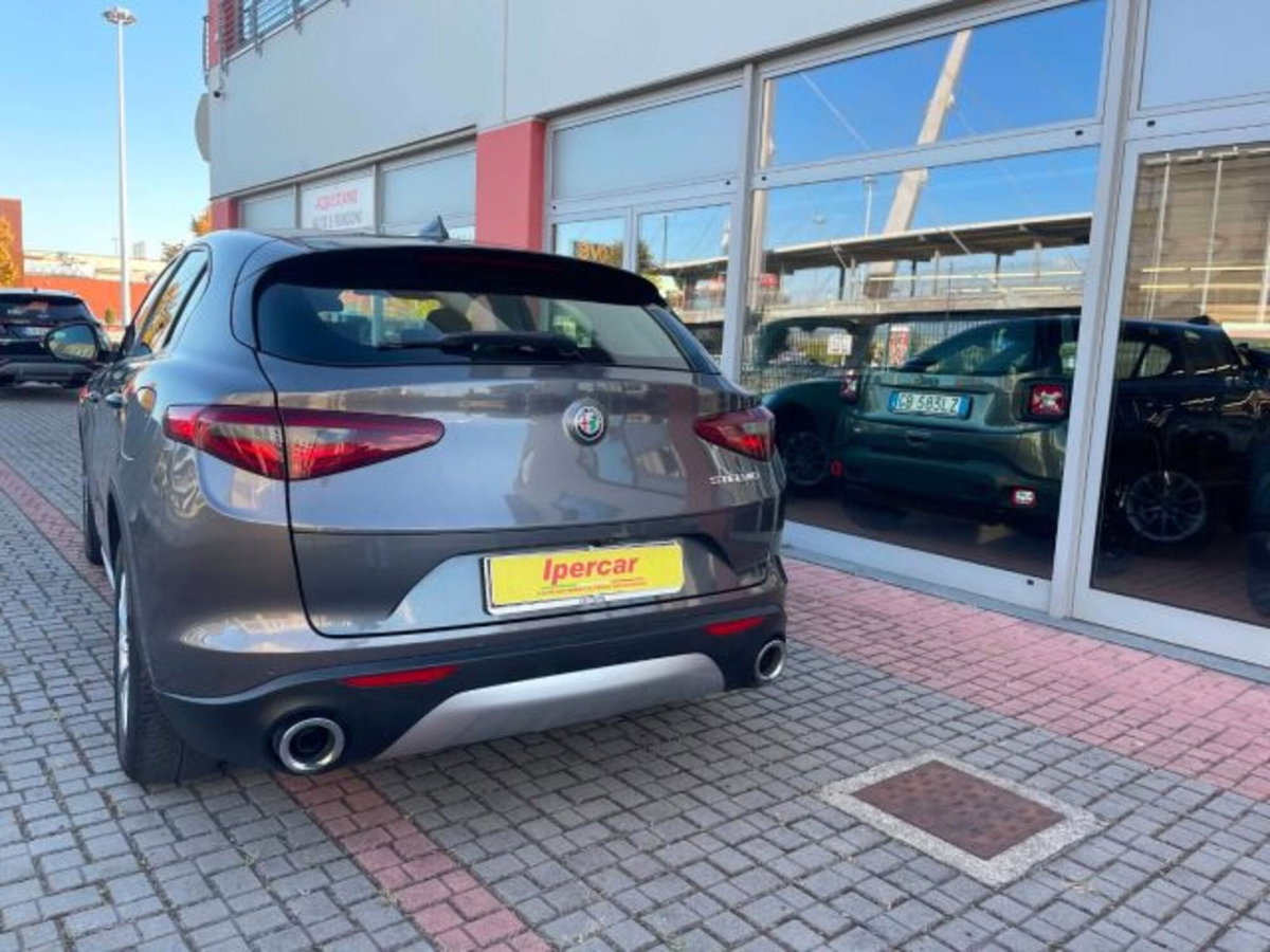 Alfa Romeo Stelvio Stelvio 2.2 Turbodiesel 160 CV AT8 RWD Business (4)