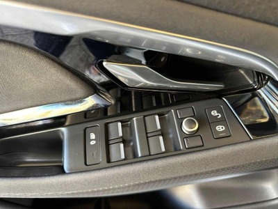 Land Rover Range Rover Evoque 2.0D I4-L.Flw 150 CV (15)