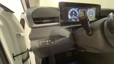 Volkswagen T-Roc 1.5 etsi Life 150cv dsg (14)