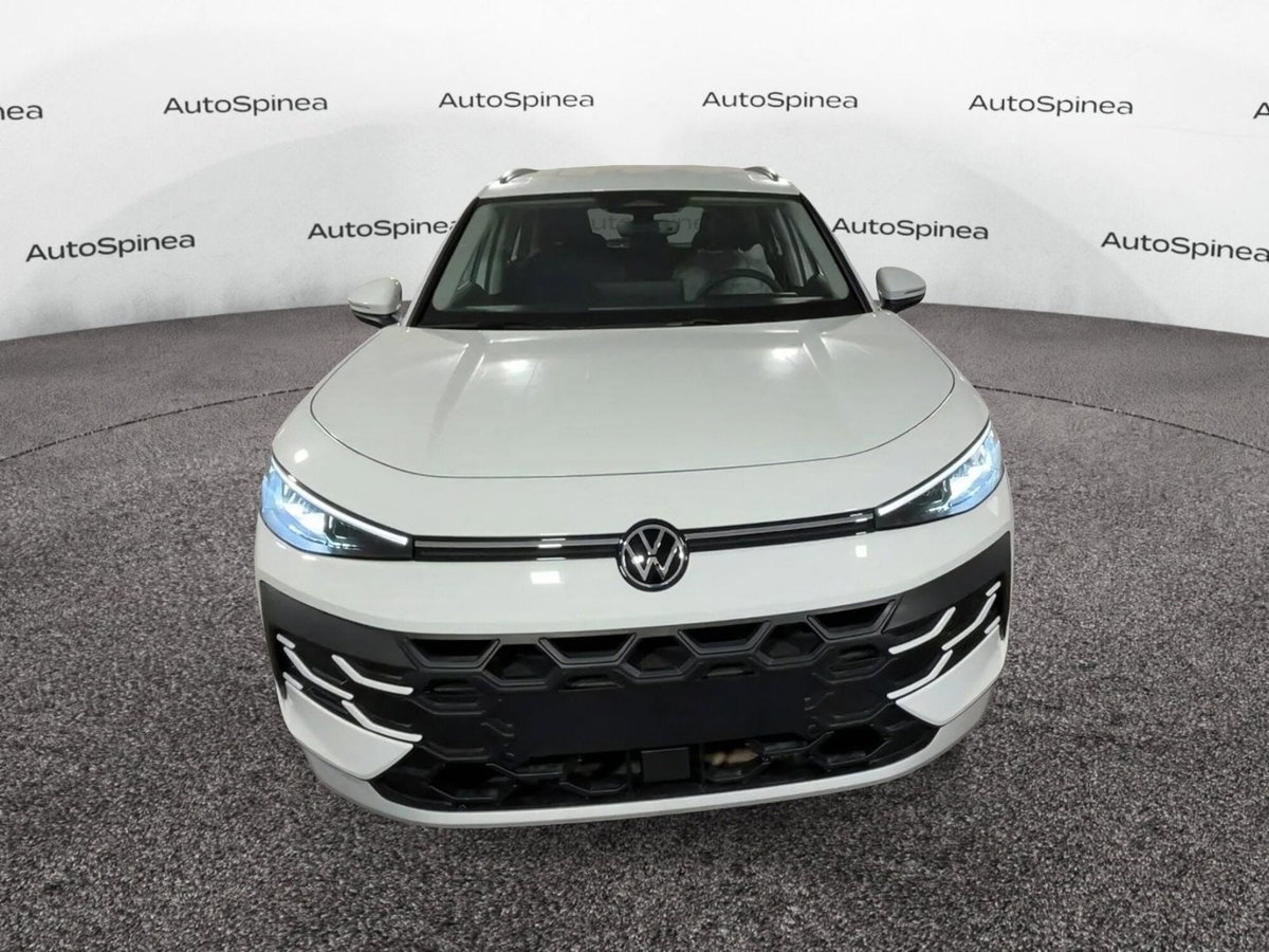 Volkswagen T-Roc 1.5 etsi Life 150cv dsg (2)