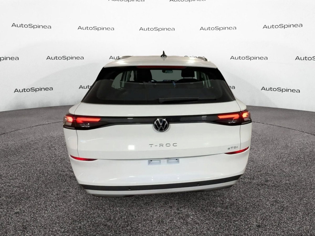 Volkswagen T-Roc 1.5 etsi Life 150cv dsg (4)