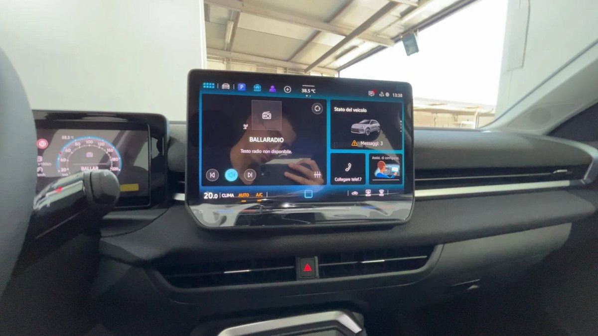 Volkswagen T-Roc 1.5 etsi Life 150cv dsg (16)