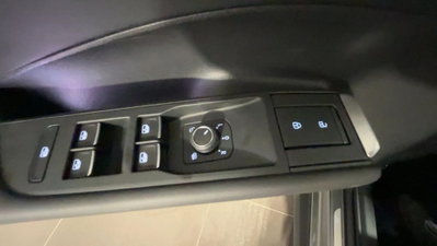 Volkswagen T-Roc 1.5 etsi R-Line 150cv dsg (13)