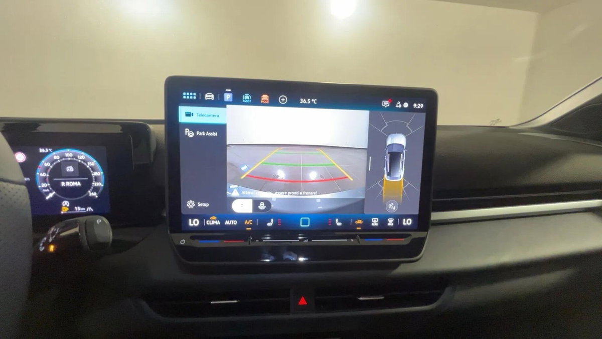 Volkswagen T-Roc 1.5 etsi R-Line 150cv dsg (17)