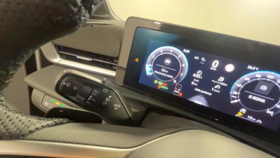 Volkswagen T-Roc 1.5 etsi R-Line 150cv dsg (19)