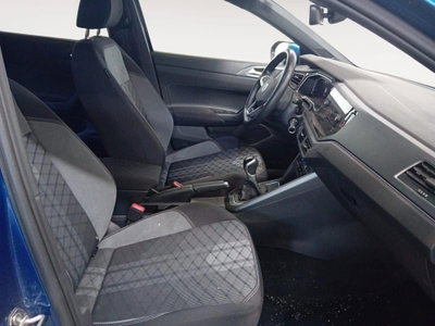 Volkswagen Taigo 1.0 tsi R-Line 115cv (11)
