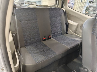 Renault Twingo 1.2 8V Dynamique (6)