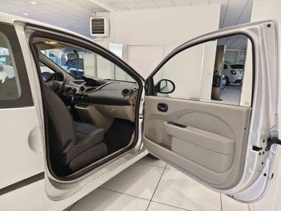 Renault Twingo 1.2 8V Dynamique (9)