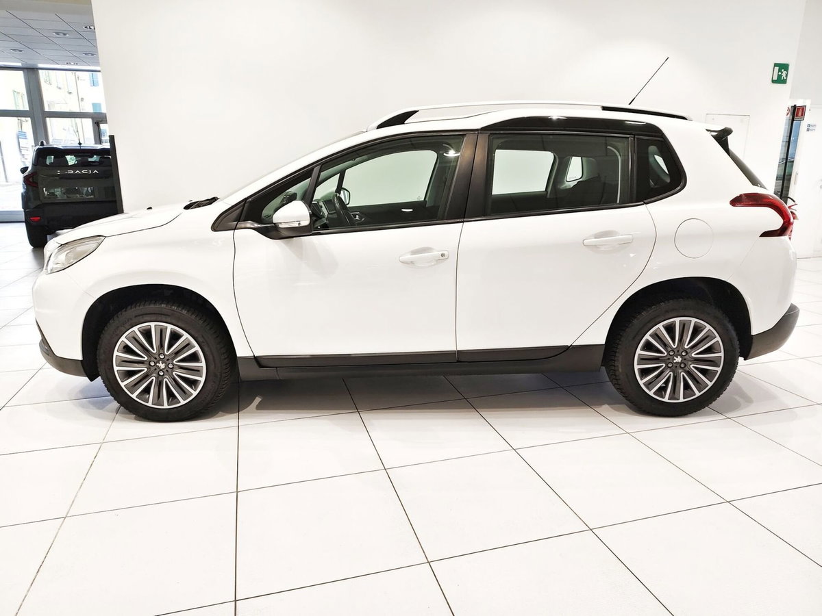 Peugeot 2008 75 Active (2)