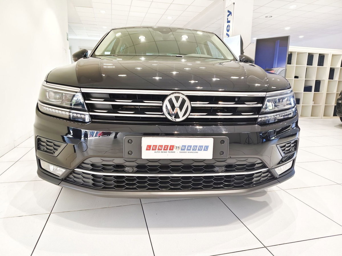 Volkswagen Tiguan 2.0 TDI 150 CV SCR DSG 4MOTION R-Line (13)