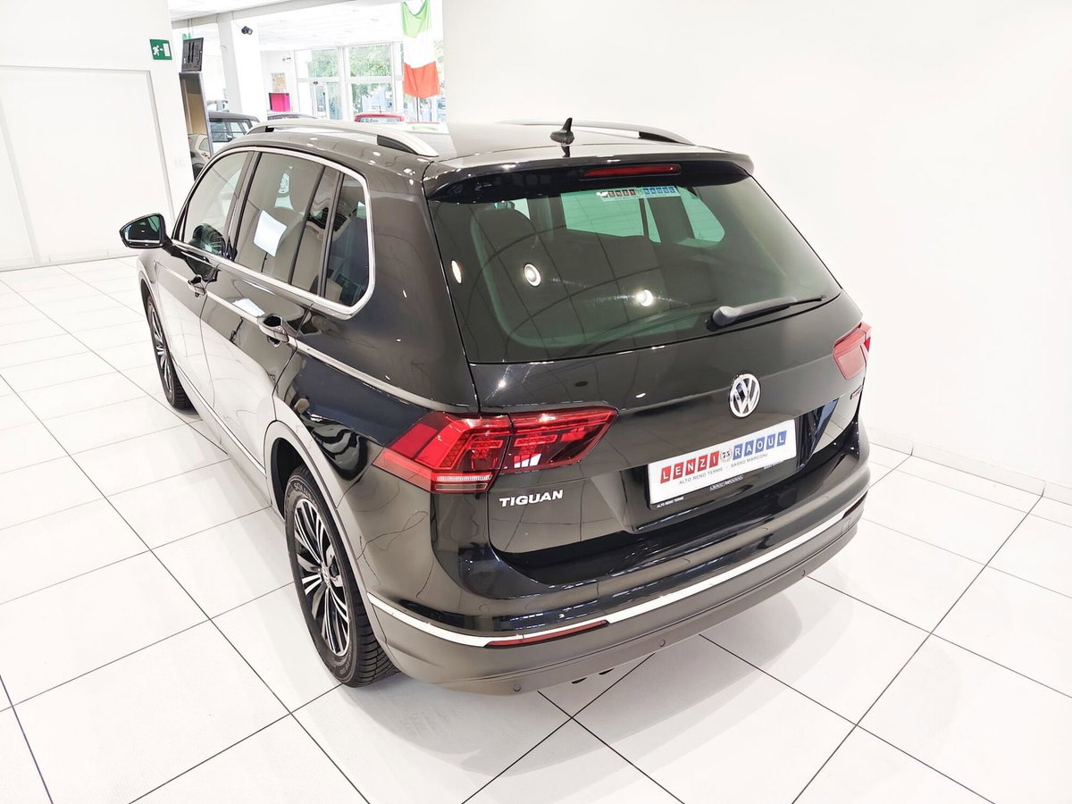 Volkswagen Tiguan 2.0 TDI 150 CV SCR DSG 4MOTION R-Line (17)