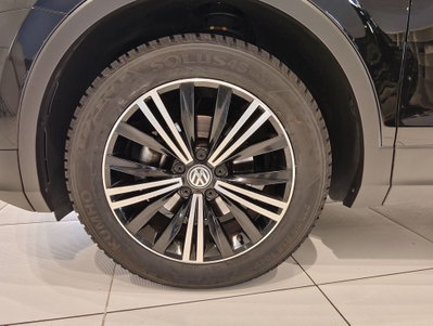 Volkswagen Tiguan 2.0 TDI 150 CV SCR DSG 4MOTION R-Line (8)