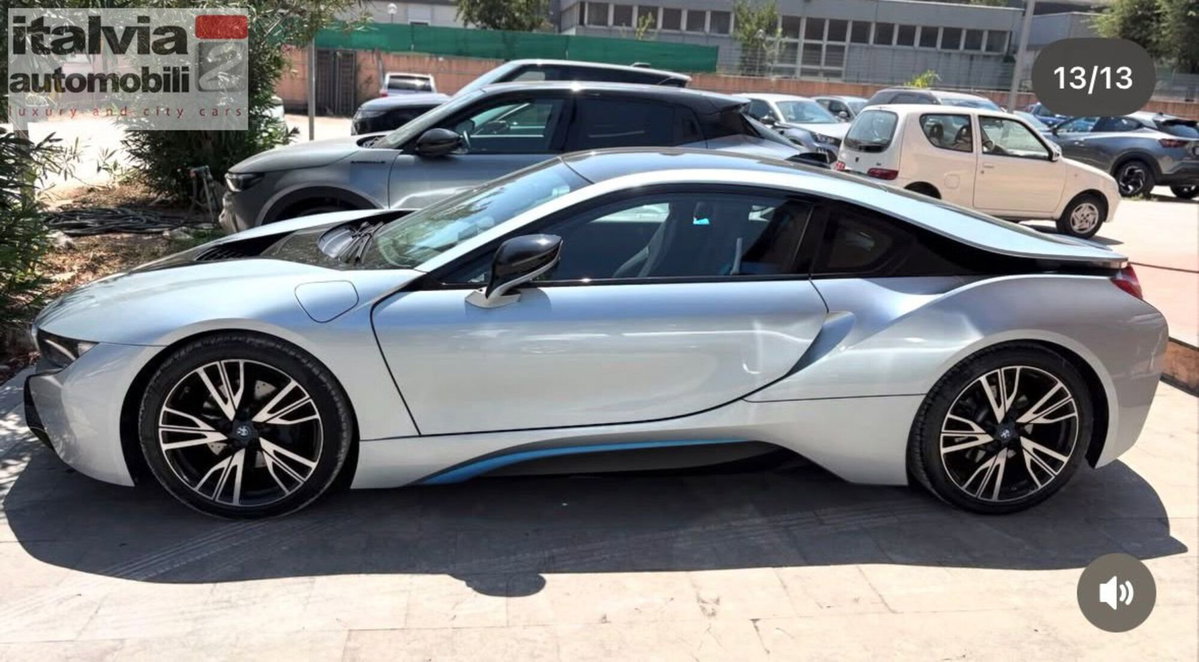 BMW i8 Coupé i8 (15)