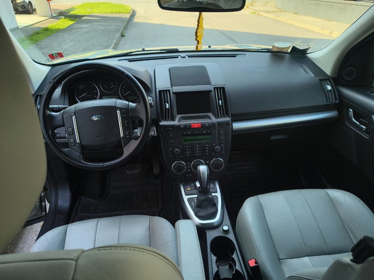 Land Rover Freelander 2.2 SD4 S.W. HSE (11)