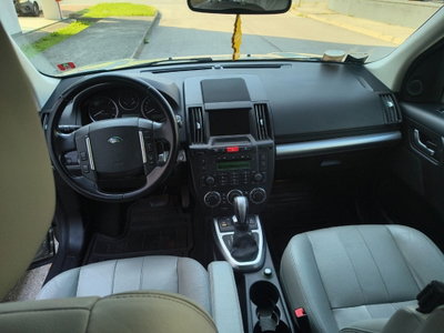 Land Rover Freelander 2.2 SD4 S.W. HSE (11)