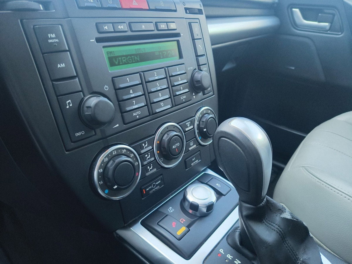 Land Rover Freelander 2.2 SD4 S.W. HSE (12)