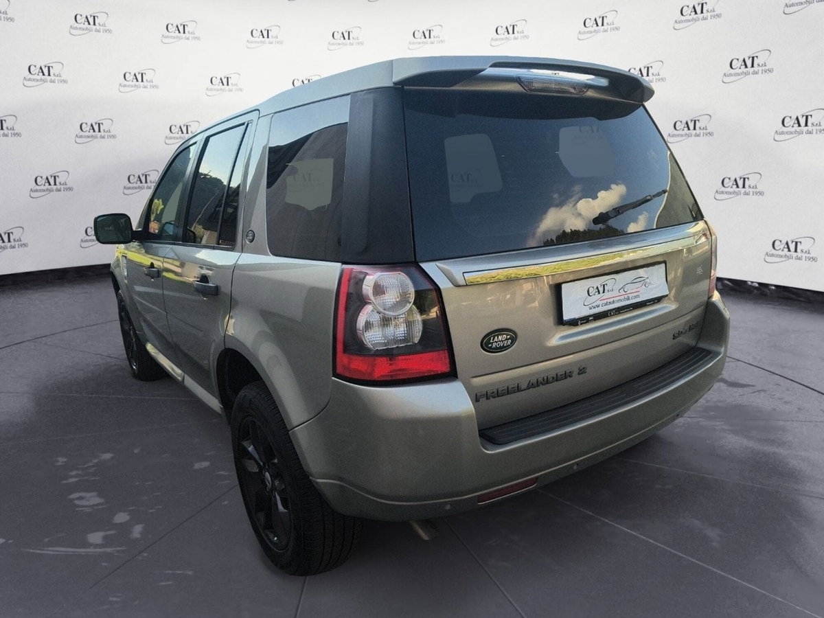 Land Rover Freelander 2.2 SD4 S.W. HSE (8)