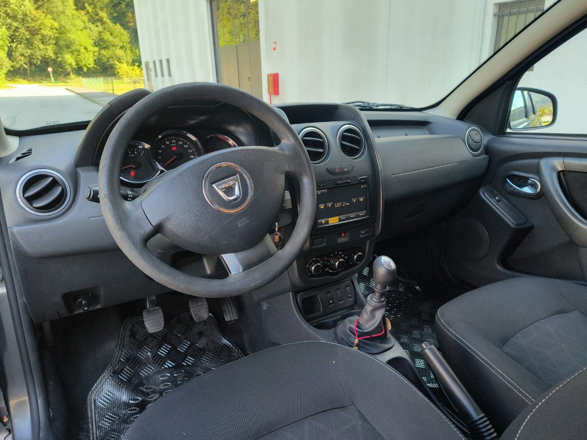 Dacia Duster 1.5 dCi 110CV Start&Stop 4x2 Ambiance (12)
